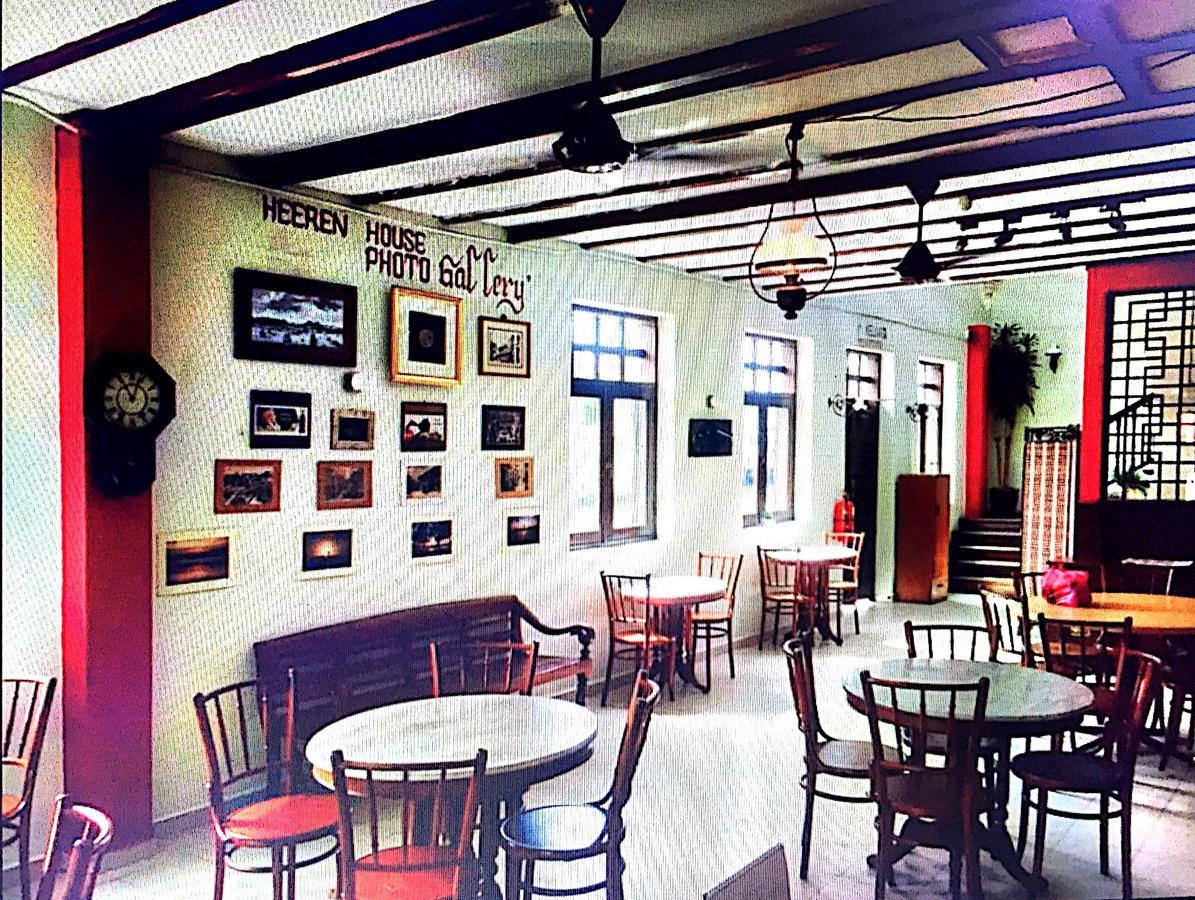 ホテルHeeren House Malacca エクステリア 写真