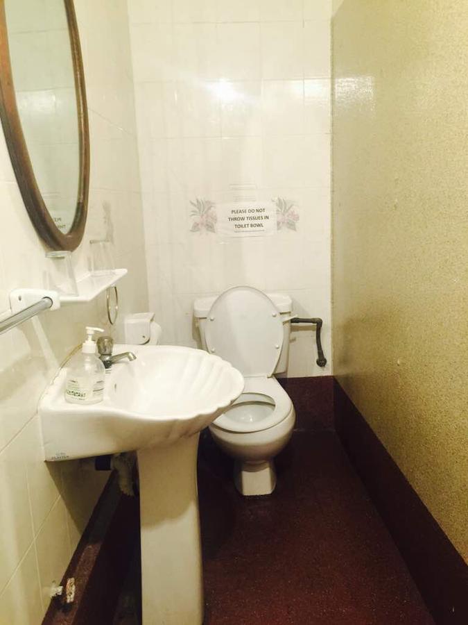 ホテルHeeren House Malacca エクステリア 写真